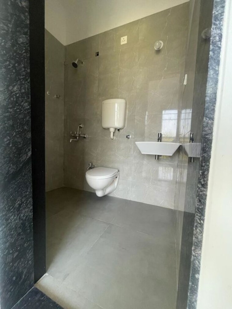 Bathroom, seasons-green 1 Bedroom 412 Sq.Ft. Apartment In Khadakpada Thane 9820809