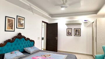 Bedroom in 5 BHK Builder Floor at Sushant Lok 3, Sector 57 – for Rent