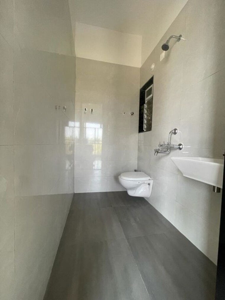 Bathroom, seasons-green 1 Bedroom 412 Sq.Ft. Apartment In Khadakpada Thane 9820829