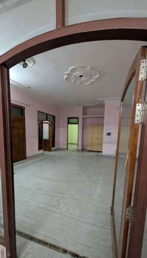 Building Lobby in 3 BHK Villa at Gomti Nagar – for Rent