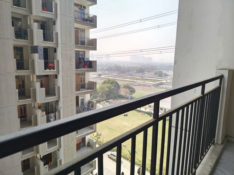 Balcony, pareena-om-apartments 2 Bedroom 664 Sq.Ft. Apartment In Sector 112 Gurgaon 9820811