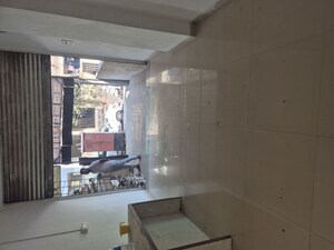 Living Room in  Shop at Elegant Olympia, Ulwe – for Rent