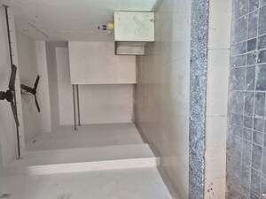 Bathroom in  Shop at Elegant Olympia, Ulwe – for Rent