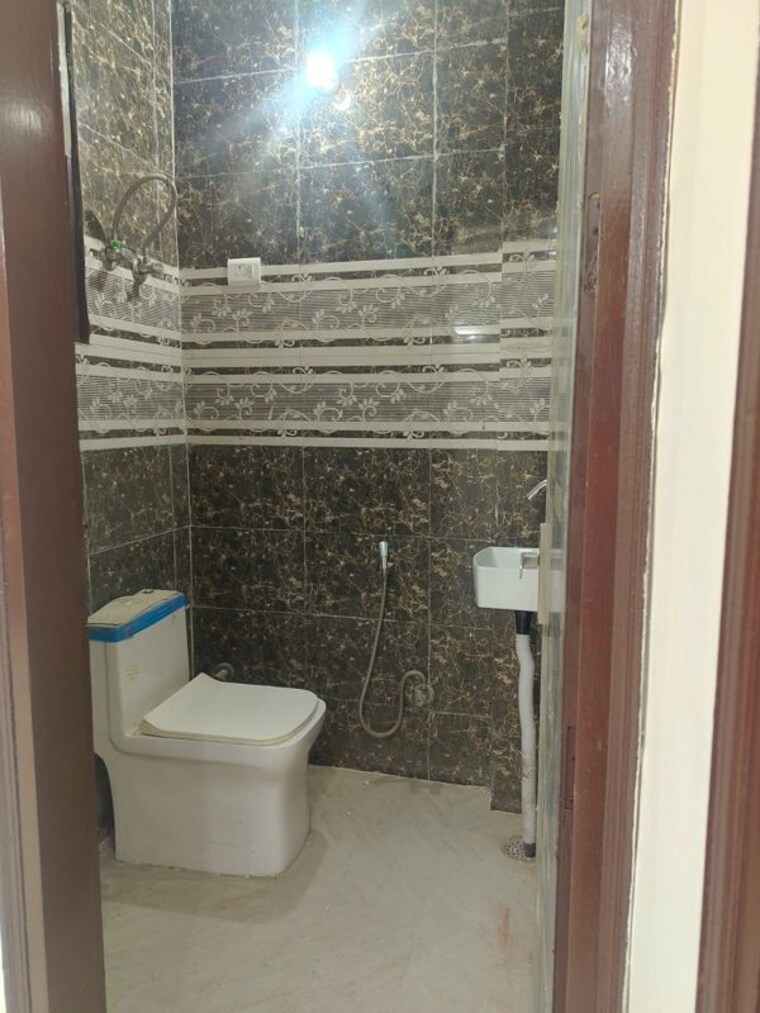 Master Bedroom, saket 1 RK 350 Sq.Ft. Builder Floor In Saket Delhi 9820862