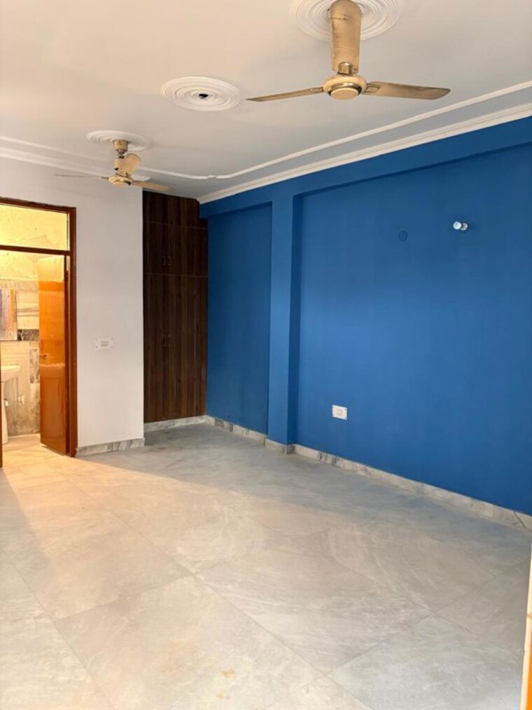 Room, delta i greater noida 6+ Bedroom 300 Sq.Ft. Villa In Delta I Greater Noida Greater Noida 9820868