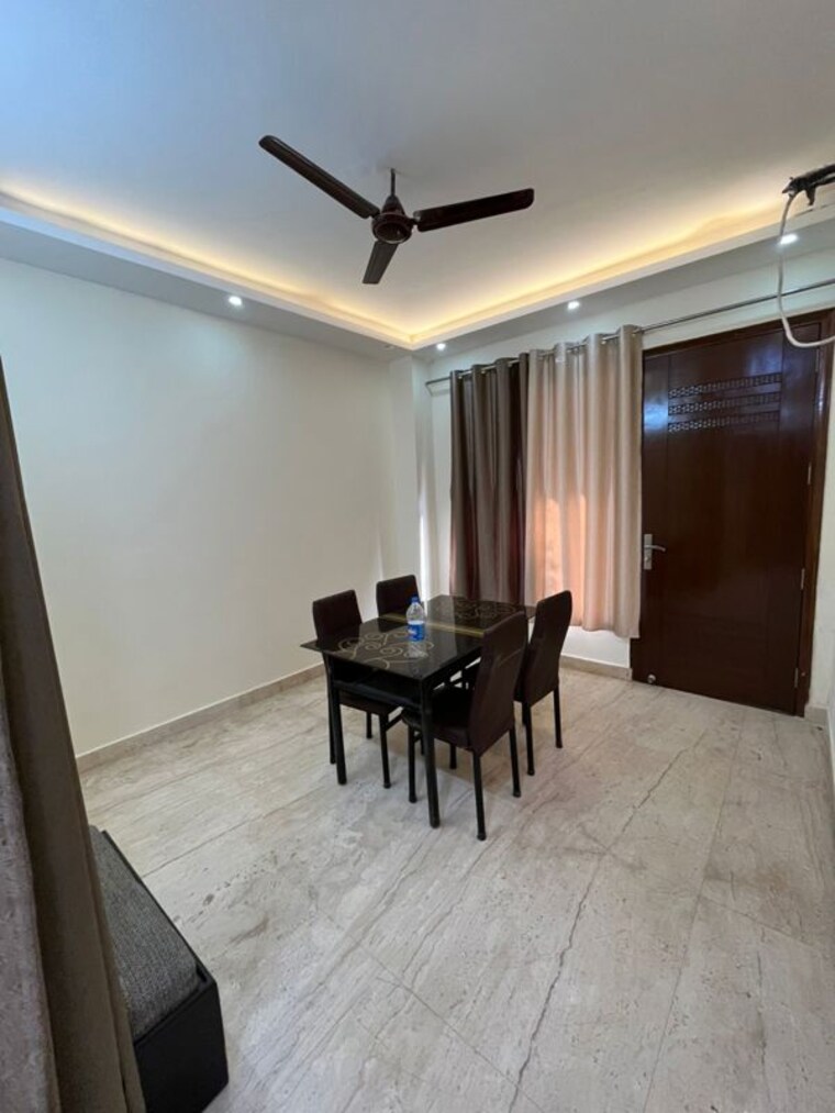 Team Area, sushant lok i 3 Bedroom 1700 Sq.Ft. Builder Floor In Sushant Lok I Gurgaon 9820869