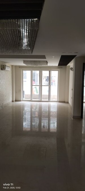 Building Lobby in 4 BHK Builder Floor at Aradhya Homes, Sector 67a – for Rent