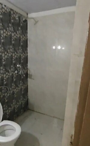 Building Lobby in 2 BHK Apartment at Pareena Om Apartments, Sector 112 – for Rent