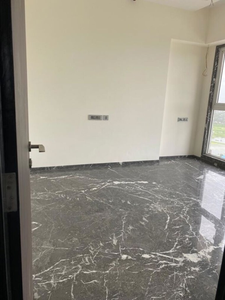 Room, ajmera-i-land-treon 2 Bedroom 950 Sq.Ft. Apartment In Bhakti Park Mumbai 9820904