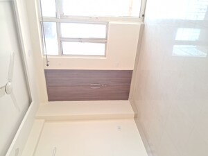 Furnished Amenities in 3.5 BHK Apartment at M R Platinum 321, Raj Nagar Extension – for Rent