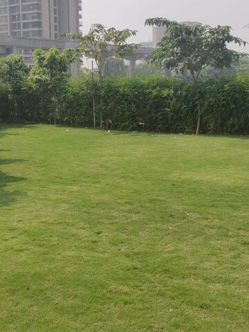 3 BHK Apartment – Garden View at Oberoi Maxima, Andheri East - for Rent