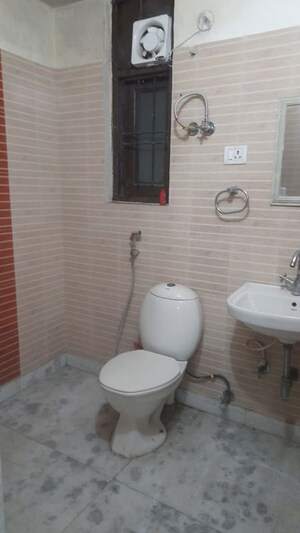 Bathroom in 1 BHK Builder Floor at Saket – for Rent