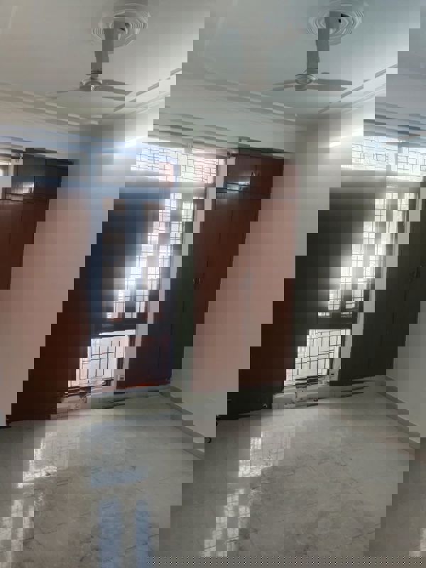 1 BHK Builder Floor For Rent in Saket