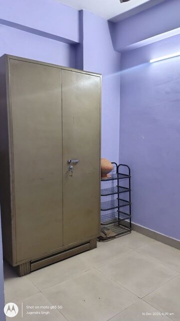 Furnished Amenities in 2.5 BHK Apartment at Aims Golf City, Sector 75 – for Rent