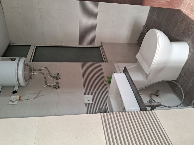 Master Bedroom, m-r-platinum-321 5 Bedroom 3000 Sq.Ft. Penthouse In Raj Nagar Extension Ghaziabad 9821027