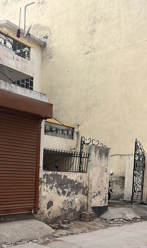 6 BHK Independent House For Sale in Friends Colony