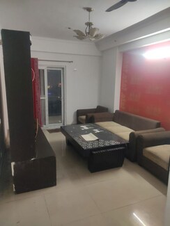 2.5 BHK + Study Room Apartment For Rent in Gardenia Gateway