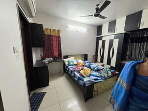 Bedroom in 3 BHK Apartment at Cybercity Rainbow Vistas, Hi Tech City – for Rent