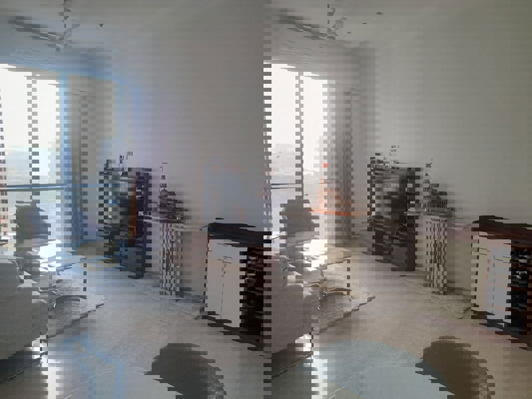 2 BHK 800 Sq.Ft. Apartment in S Raheja New Light