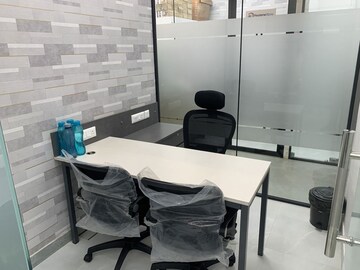  Office Space For Rent in Mani Casadona, New Town