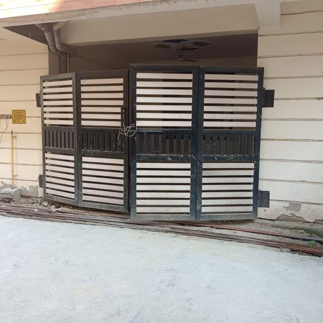 1 BHK + Pooja Room Builder Floor For Sale in Sector 73