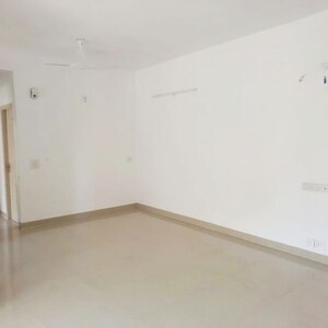 Room in 3 BHK Apartment at Tashee Capital Gateway, New Palam Vihar Phase 3 – for Rent