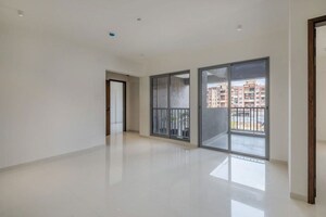 Room in 2 BHK Apartment at Pimpri Gaon – for Rent