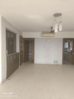4 BHK + Pooja Room,Servant Room,Extra Room Apartment For Sale in Unitech Harmony