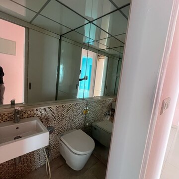 Bathroom in 3 BHK Apartment at Grandeur Tower, Maratha Colony – for Rent