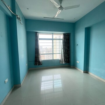 Building Lobby in 3 BHK Apartment at Grandeur Tower, Maratha Colony – for Rent