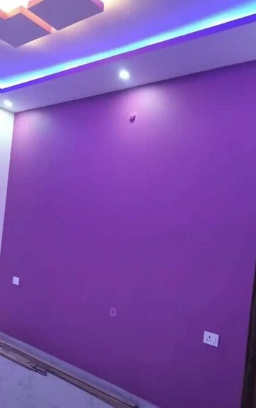 Room in 2 BHK Apartment at Gomti Nagar – for Rent