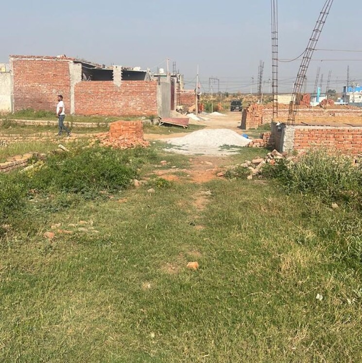 undefined, bhopani  66 Sq.Yd. Plot In Bhopani Faridabad 9821220