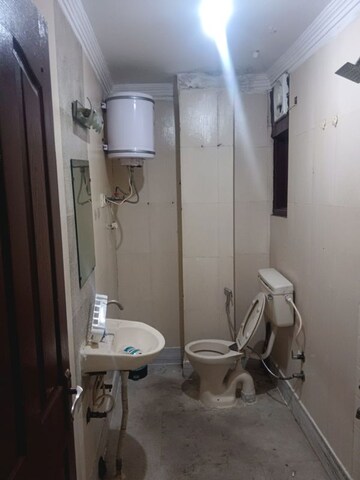 Bathroom in 2 BHK Builder Floor at Bhavishyanidhi Enclave – for Rent