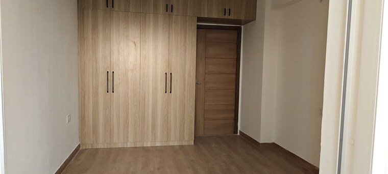 Room, tulip-yellow 3 Bedroom 1704 Sq.Ft. Apartment In Sector 69 Gurgaon 9821422