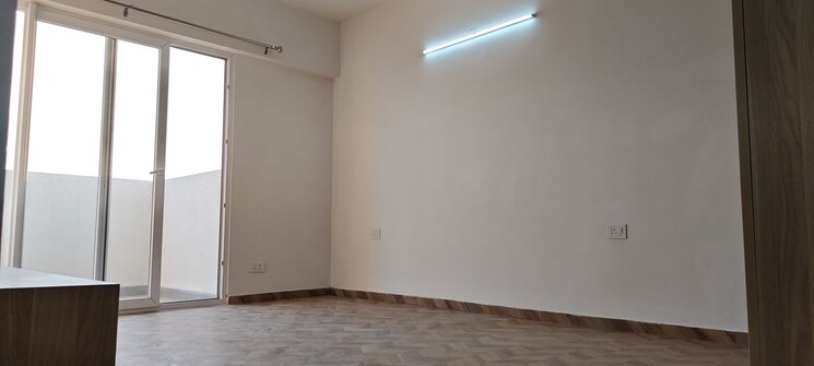 Room, tulip-yellow 3 Bedroom 1704 Sq.Ft. Apartment In Sector 69 Gurgaon 9821422