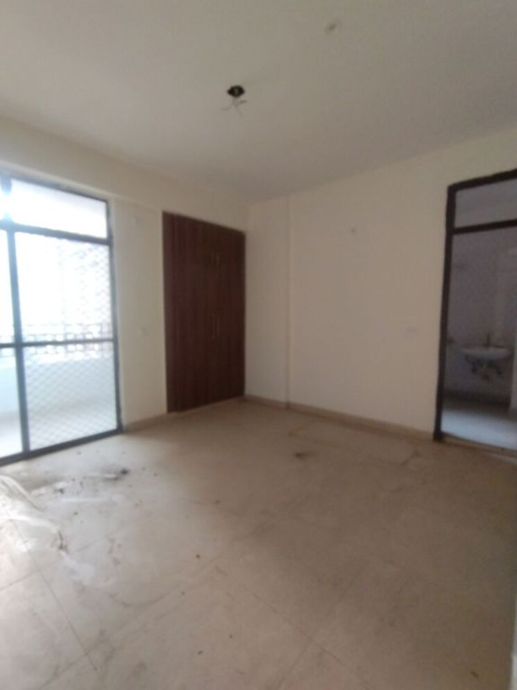 Room, kbnows-apartment 3 Bedroom 1369 Sq.Ft. Apartment In Sector 16 Greater Noida Greater Noida 9821563
