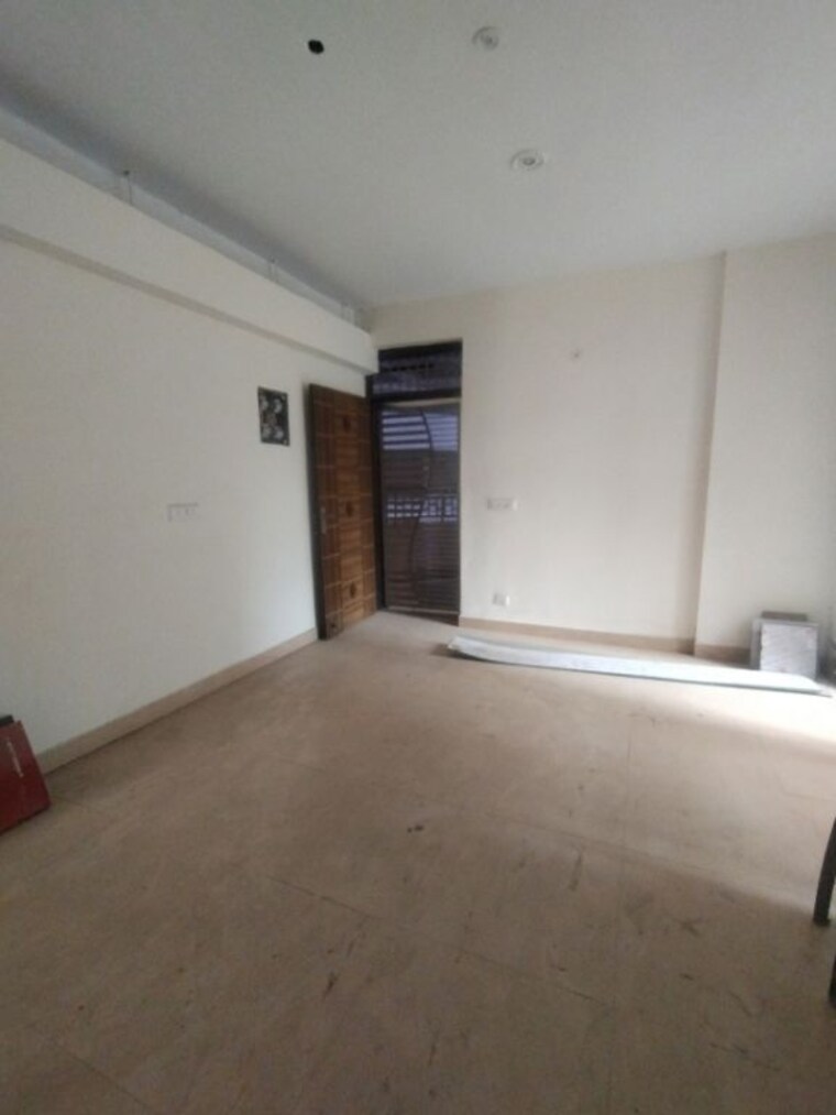 Room, kbnows-apartment 3 Bedroom 1369 Sq.Ft. Apartment In Sector 16 Greater Noida Greater Noida 9821563