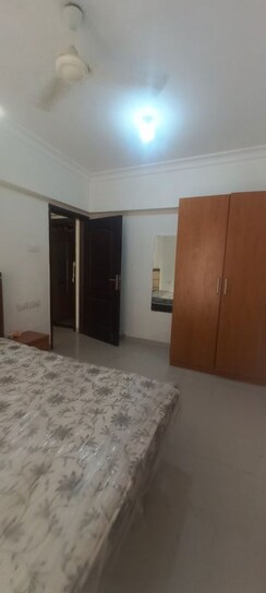 2 BHK Apartment For Rent in K Raheja Raheja Residency