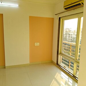 Room in 3 BHK Apartment at Powai – for Rent