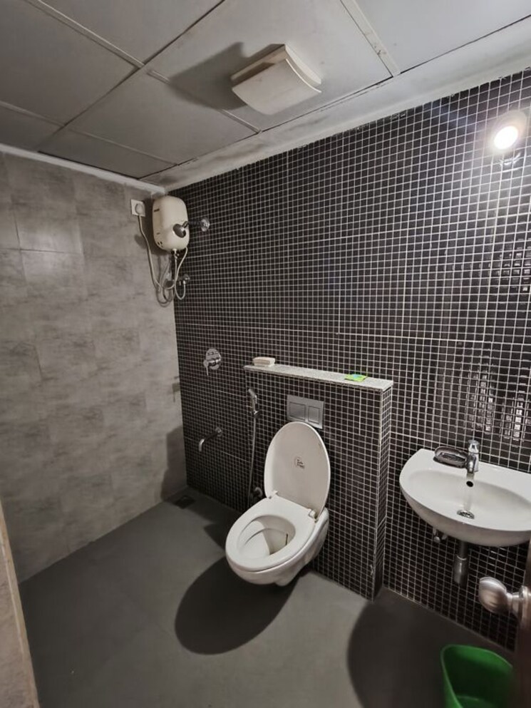 Bathroom, lodha-downtown 1 Bedroom 450 Sq.Ft. Apartment In Dombivli East Thane 9821631