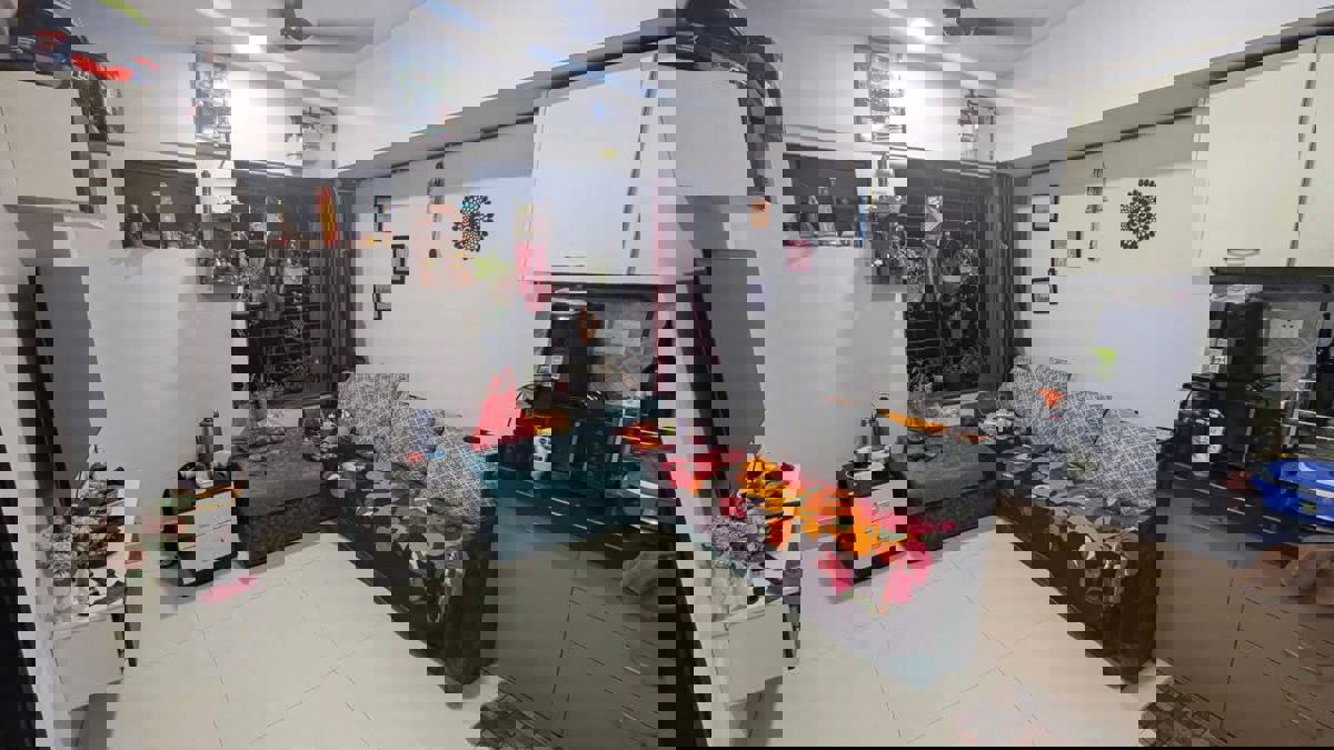 2 BHK Apartment For Rent in Runwal Eirene