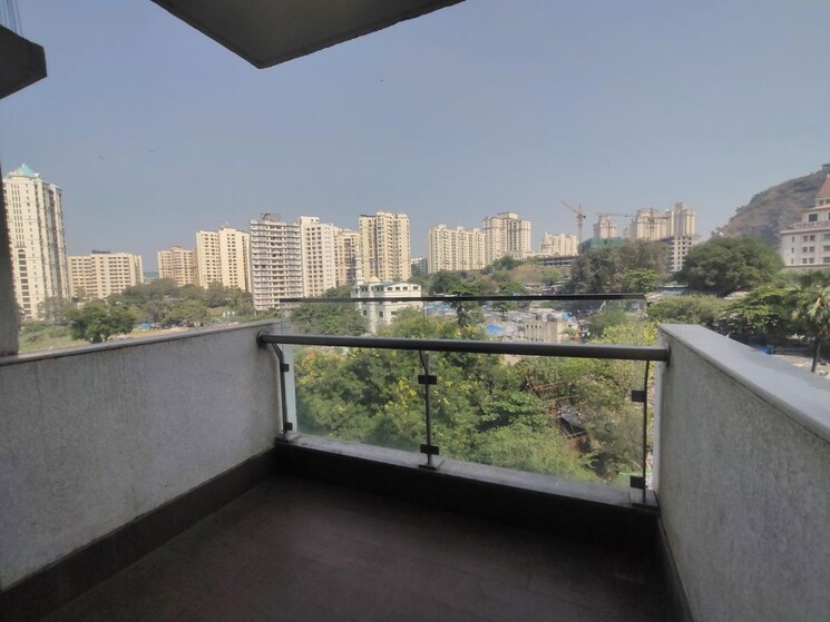 Swimming Pool, shapoorji-pallonji-vicinia 3 Bedroom 1060 Sq.Ft. Apartment In Powai Mumbai 9821897