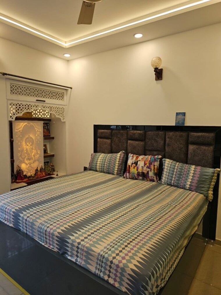 Bedroom, landcraft-golf-links 4 Bedroom 2139 Sq.Ft. Builder Floor In Pandav Nagar Ghaziabad 9821988