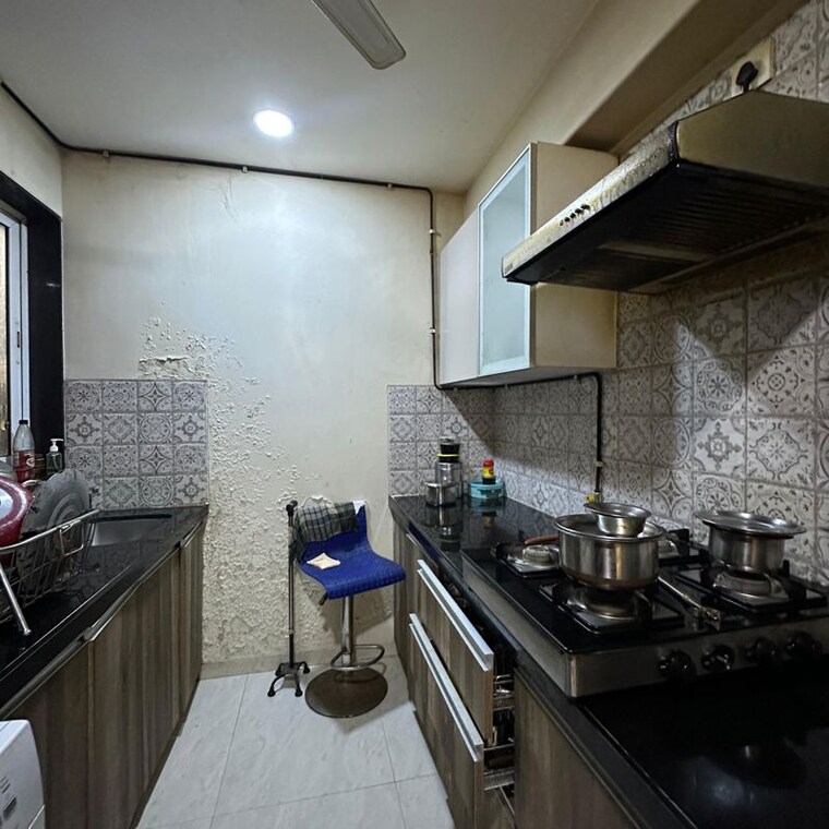 Kitchen, supreme-19 2 Bedroom 638 Sq.Ft. Apartment In Lokhandwala Complex Mumbai 9822118