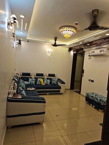 Team Area in 4 BHK Builder Floor at Landcraft Golf Links, Pandav Nagar – for Sale