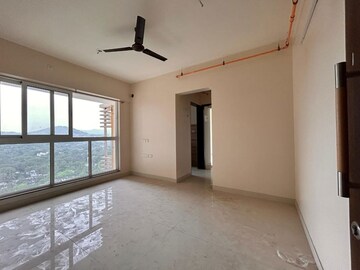 Room in 2.5 BHK Apartment at Kanjurmarg West – for Rent