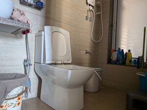 Bathroom in 1 BHK Apartment at Srishti Harmony 3 Phase 1, Andheri East – for Rent
