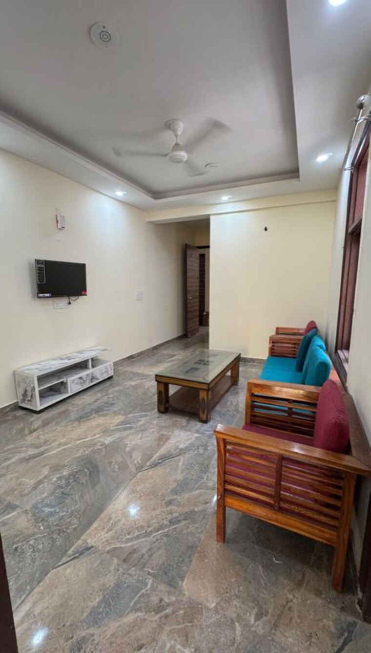 Living Room, chattarpur 2 Bedroom 1000 Sq.Ft. Apartment In Chattarpur Delhi 9822183