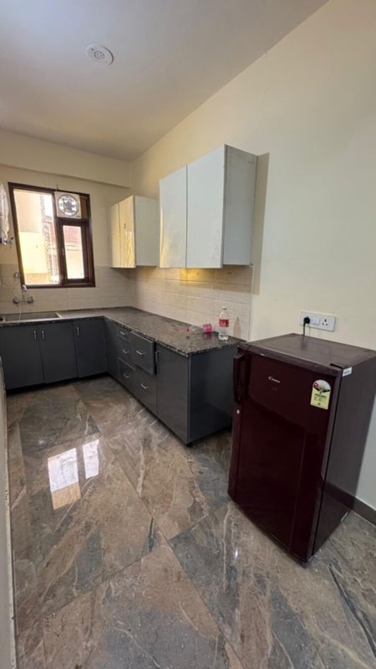 Kitchen, chattarpur 2 Bedroom 1000 Sq.Ft. Apartment In Chattarpur Delhi 9822183