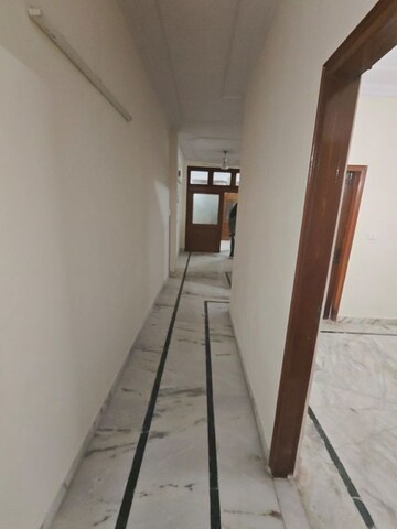 Building Lobby in 3 BHK Builder Floor at Maya Homes, Indrapuram – for Rent